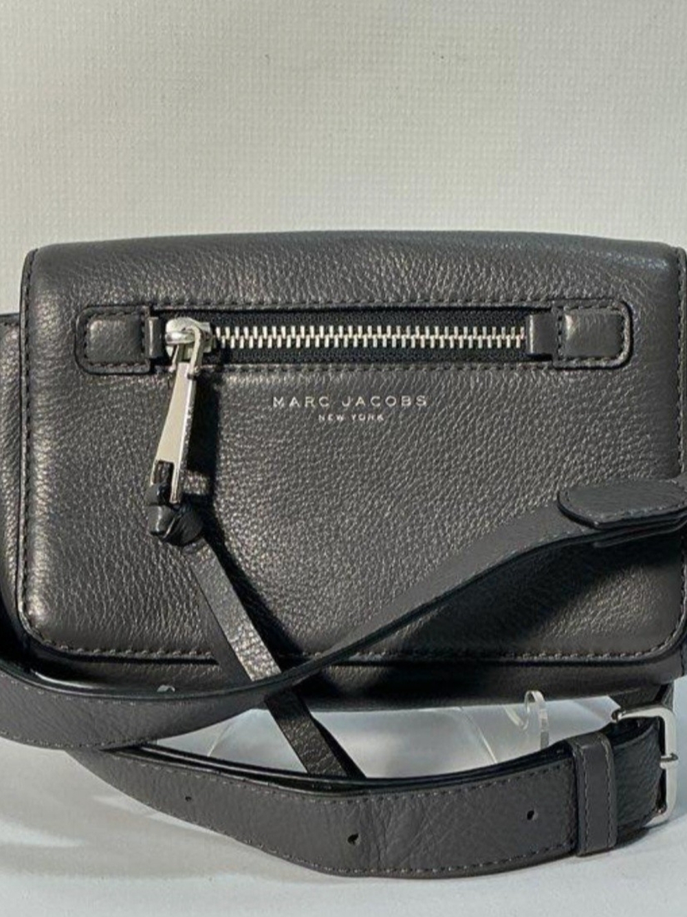 ​Marc Jacobs Pebbled Leather Grey Crossbody Bag Silver Hardware